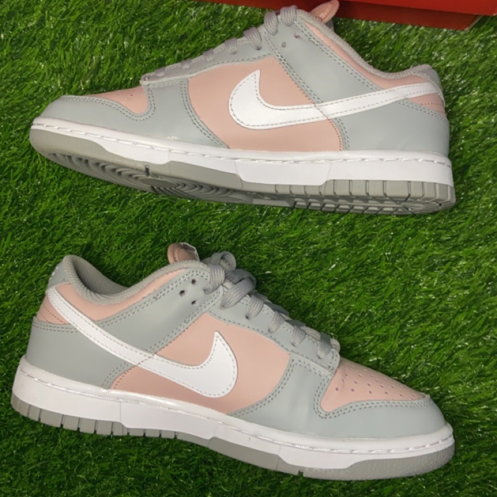 Wmns Dunk Low ‘Soft Grey Pink’ - Picture 2 of 5